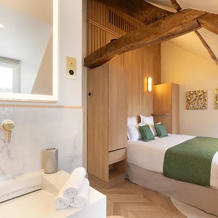 Maison Galante's With Services In Louvre - Rue Des Dechargeurs *