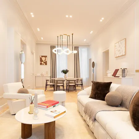 Maison Galante's With Services In Louvre - Rue Des Dechargeurs *