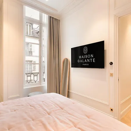 Maison Galante's With Services In Louvre - Rue Des Dechargeurs Paříž