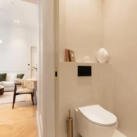 Апартаменты Maison Galante's With Services In Louvre - Rue Des Dechargeurs Париж